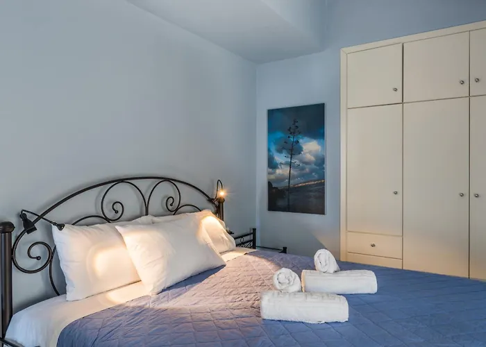 Nais Apartments & Studios